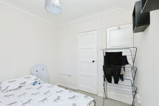 3 bed Semi-Detached for sale Image 12