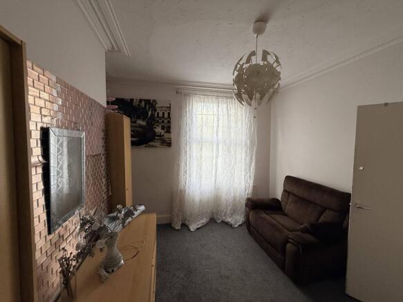 64 Dodworth Road, Barnsley, South Yorkshire S70 6ED photo 5