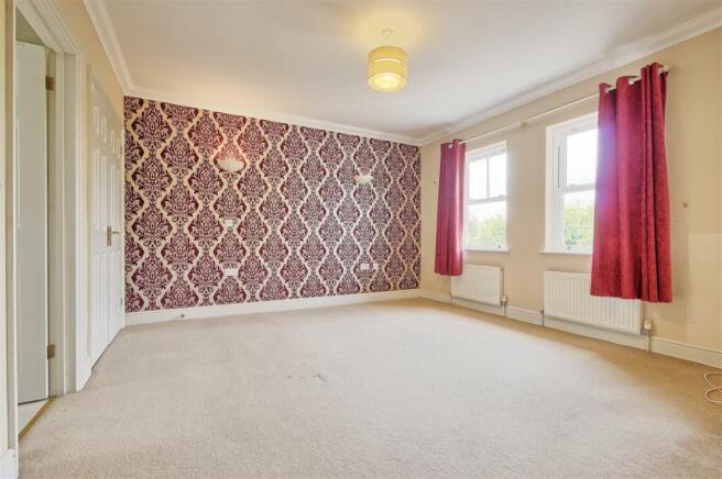 Bedroom 1.jpg