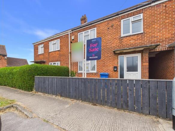 3 bed Terraced for sale Image 11