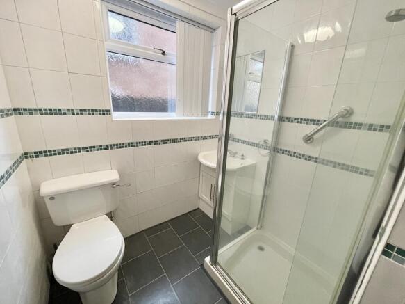OLDSWINFORD - Priory Road photo 4