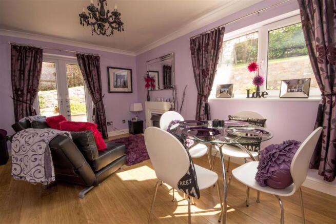DINING ROOM/4TH BEDROOM