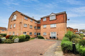 Flat 9, 4, Waltham Close, Margate CT9 3YF