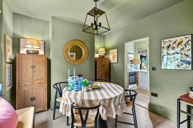 3 bed Terraced for sale Image 4