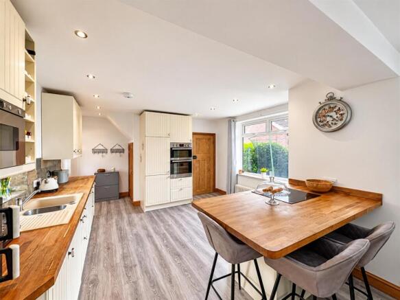 Kitchen / Living / Dining