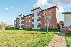 38, Marina Court, Trafalgar Road, Tewkesbury GL20 5AY