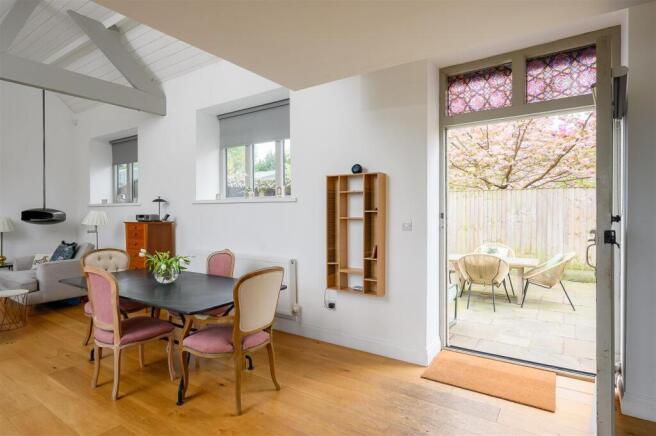 3 bed Barn Conversion for sale Image 10