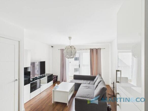 CAM02145G0-PR0054...