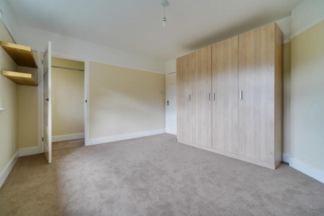 33 Cambridge Cres...