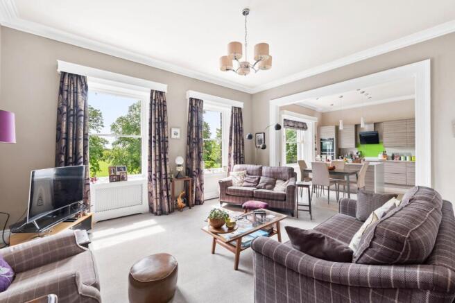 4 bed Duplex for sale Image 9