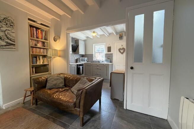 3 bed Semi-Detached for sale Image 5