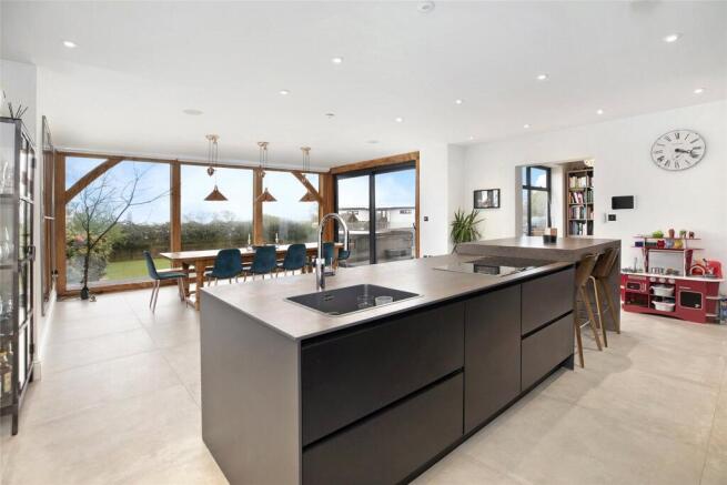 Kitchen/Breakfast