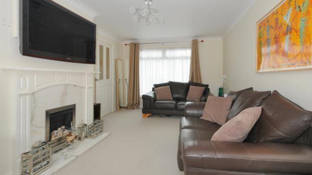 Lounge 2