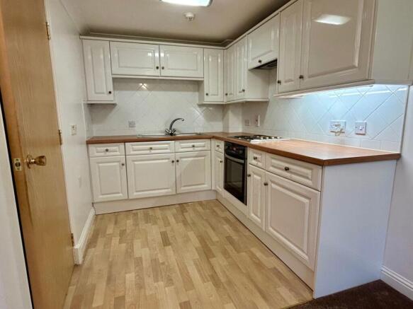 1 bed Apartment to rent Image 4