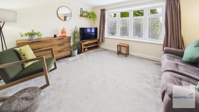 CAM03663G0-PR0241...