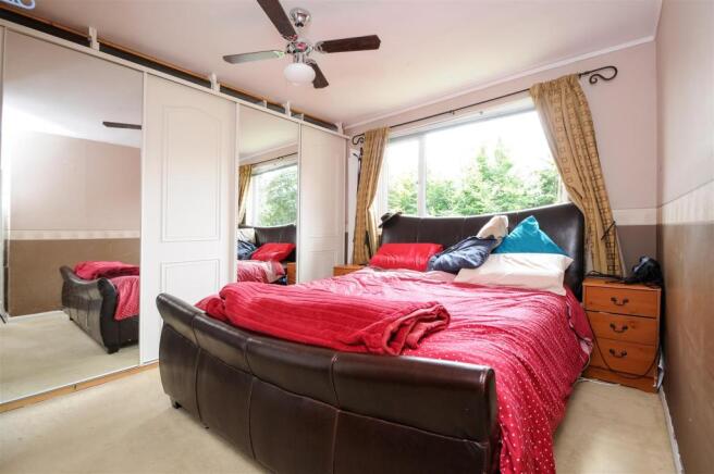 bedroom.jpg