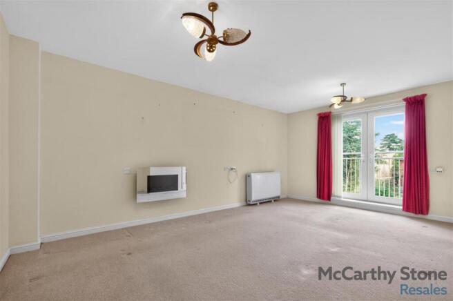 8683110-interior09.jpg