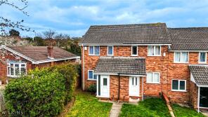 9, Mellwaters, Stonydelph, Tamworth B77 4NJ