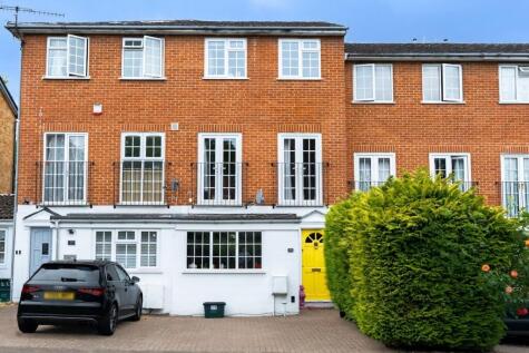 St. James Road, Sutton, SM1