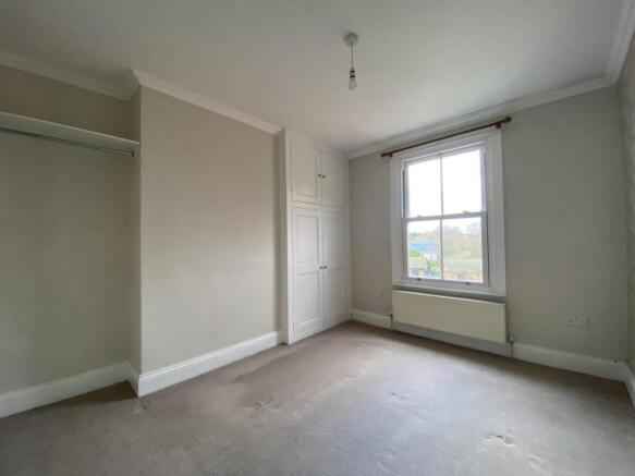 Bedroom 1.jpg