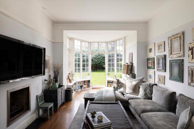Flat 49, Beaufort Mansions6.jpg