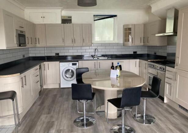 Screenshot 2025-11-24 133353.jpg