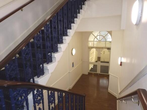 1 bed Apartment to rent Image 7