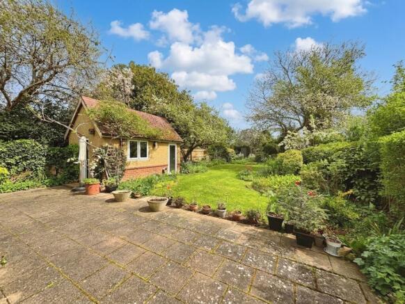 Waverley Road, Fordingbridge, SP6 photo 4