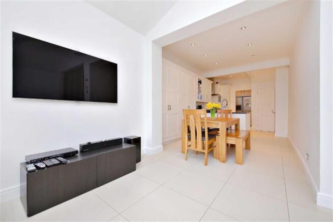 Open-plan Kitchen/Di