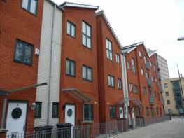 6, Newbold Walk, Manchester M15 6GP