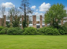 21, Howard Court, Barry CF62 7NP