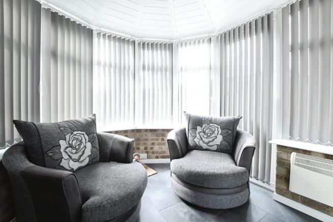 3 bed Semi-Detached for sale Image 4