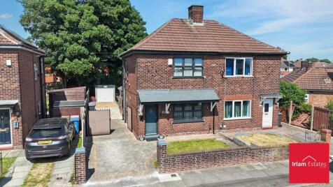 Warwick Road, Cadishead, M44