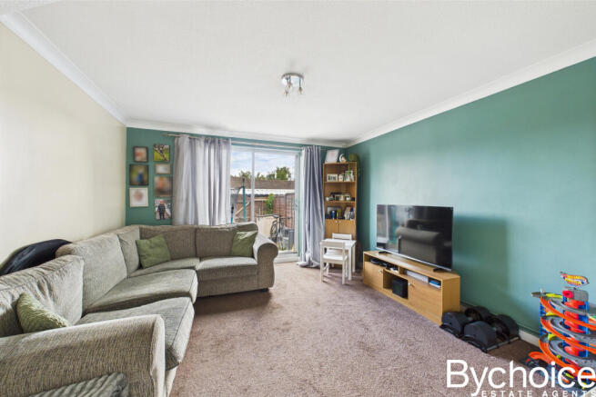 CAM05454G0-PR0005-STILL002