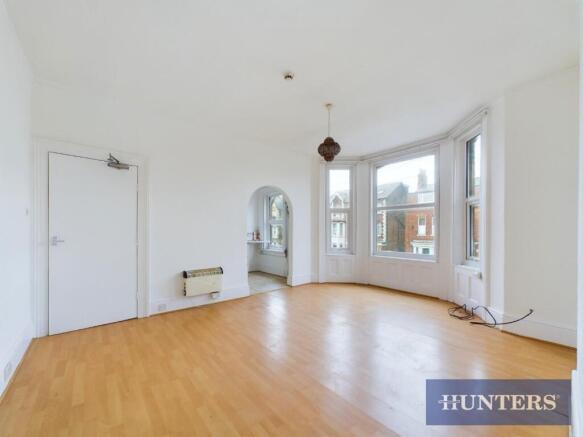 Studio to rent Image 4