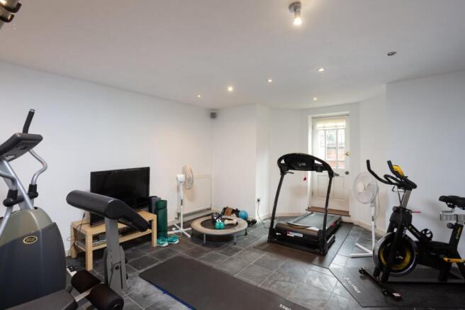 7 bed End of Terrace for sale Image 11