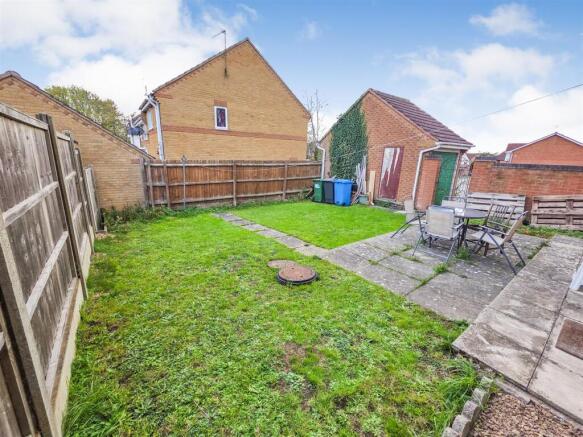 Charnwood Road, Corby photo 4