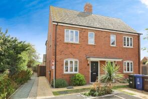 52, Oak Farm Drive, Milcombe OX15 4GA