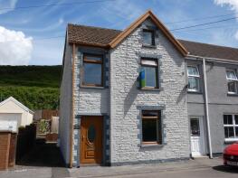 6, Abergwernffrwd Row, Tonmawr SA12 9UP