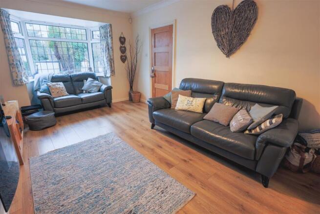 508 Has Green12 .jpg