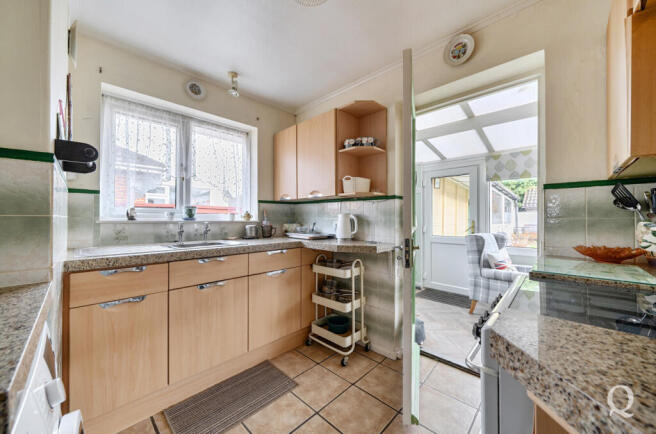 f98a0792-2b74-410...