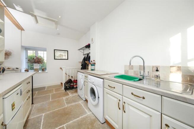 Utility Room2.jpg
