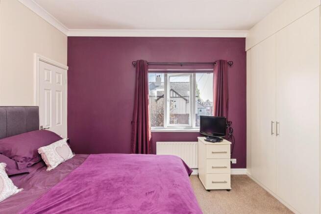 3 bed Terraced for sale Image 7