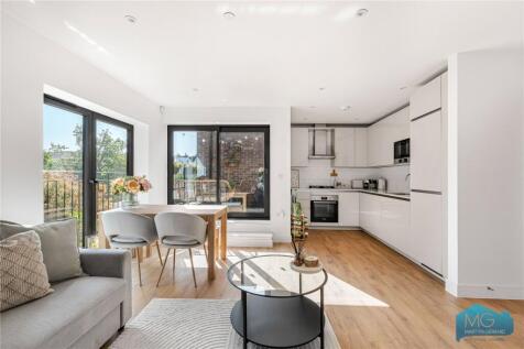 Keats Place, Bounds Green, London, N11