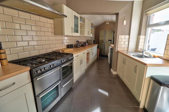 Kitchen 1