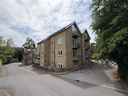 The Green, Bingley, BD16