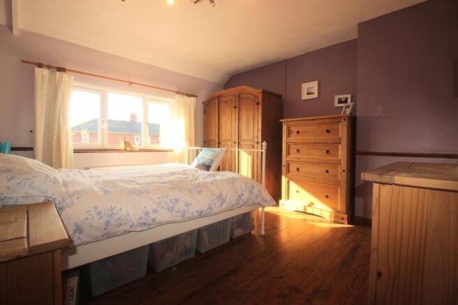 Bedroom 1 (Double)