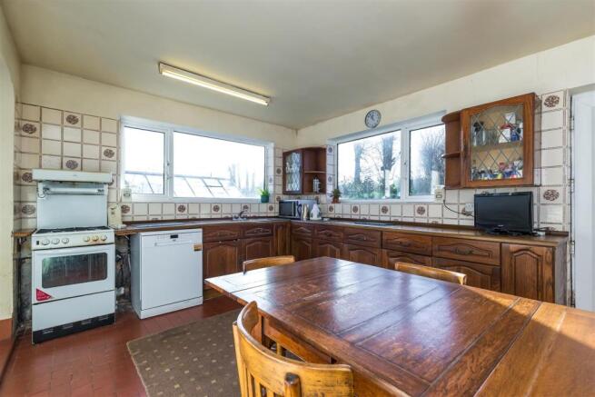 Kitchen/Breakfast