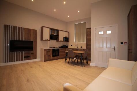 Warple Way, London, W3