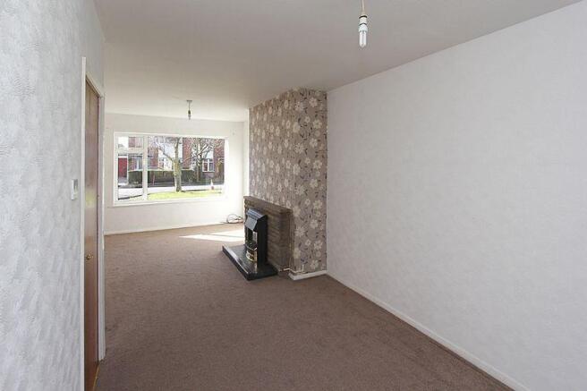 Dining Area & Lounge